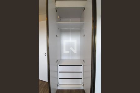 Apartamento para alugar com 60m², 2 quartos e 1 vagaQuarto 2 - Armários