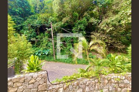 Casa à venda com 1500m², 6 quartos e 8 vagasSuíte vista