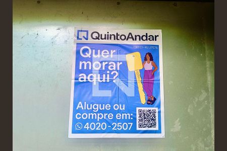 Casa à venda com 1500m², 6 quartos e 8 vagasCartaz QA