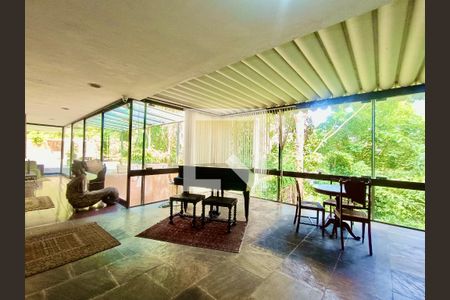 Sala de casa à venda com 6 quartos, 1500m² em Gávea, Rio de Janeiro