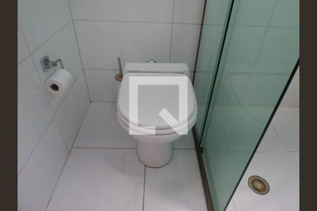 Casa para alugar com 170m², 3 quartos e 2 vagasBanheiro Superior - Privada
