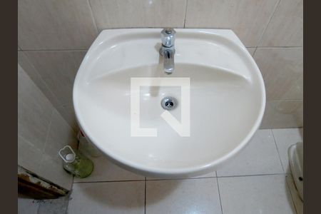 Casa para alugar com 170m², 3 quartos e 2 vagasBanheiro - Privada
