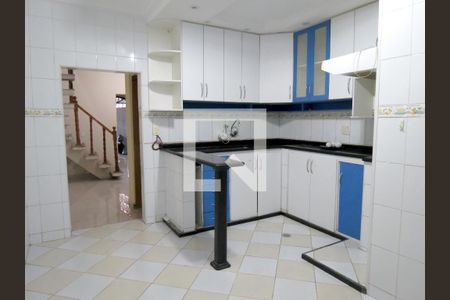 Casa para alugar com 170m², 3 quartos e 2 vagasCozinha