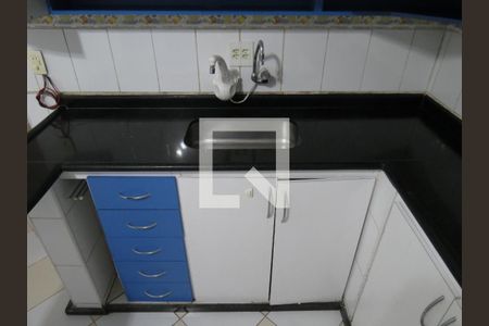 Casa para alugar com 170m², 3 quartos e 2 vagasCozinha - Pia e Gabinete