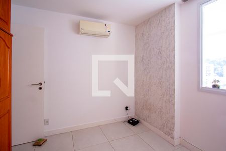 Quarto 1 de apartamento para alugar com 3 quartos, 115m² em Icaraí, Niterói