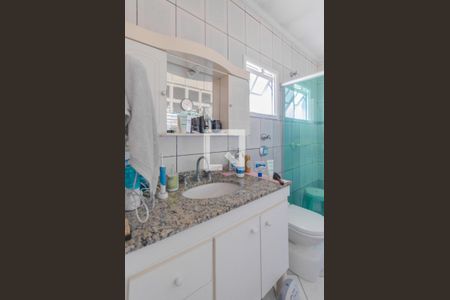 Casa à venda com 173m², 3 quartos e 2 vagasBanheiro da Suíte 1