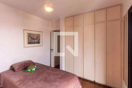 Apartamento para alugar com 176m², 4 quartos e 3 vagas Apartamento para alugar com 176m², 4 quartos e 3 vagasQuarto 2