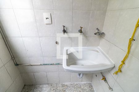 Apartamento à venda com 87m², 3 quartos e 2 vagasLavanderia