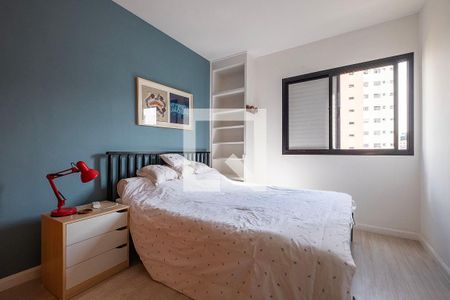 Suíte de apartamento à venda com 3 quartos, 77m² em Alto de Pinheiros, São Paulo