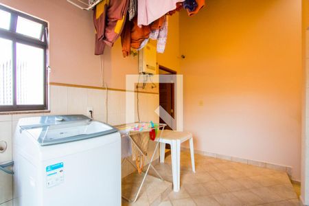 Casa à venda com 253m², 3 quartos e 3 vagas Casa à venda com 253m², 3 quartos e 3 vagasÁrea de serviço