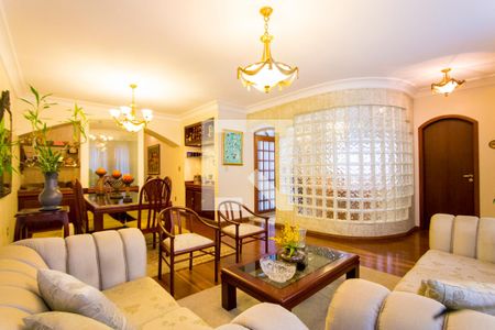 Sala de estar de casa à venda com 3 quartos, 253m² em Vila Floresta, Santo André