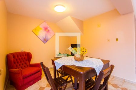 Casa à venda com 253m², 3 quartos e 3 vagas Casa à venda com 253m², 3 quartos e 3 vagasEspaço gourmet