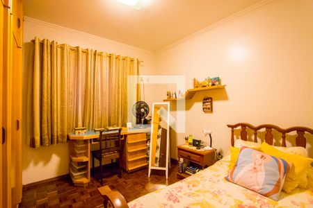 Casa à venda com 253m², 3 quartos e 3 vagas Casa à venda com 253m², 3 quartos e 3 vagasQuarto 3