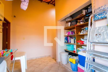 Casa à venda com 253m², 3 quartos e 3 vagas Casa à venda com 253m², 3 quartos e 3 vagasÁrea de serviço