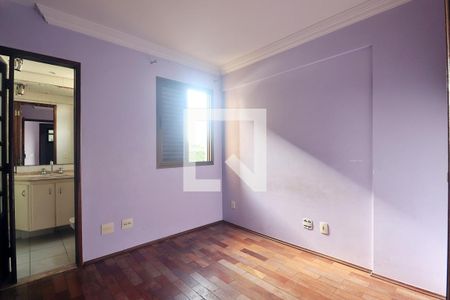 Suíte - Quarto 1 de apartamento à venda com 2 quartos, 64m² em Parque das Nações, Santo André