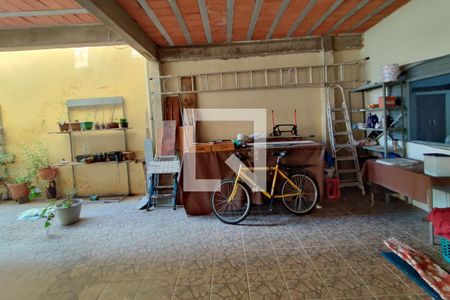 Casa à venda com 600m², 5 quartos e 5 vagasQuintal