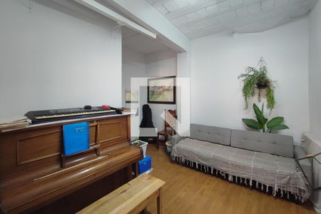 Casa à venda com 600m², 5 quartos e 5 vagasEdícula - Sala