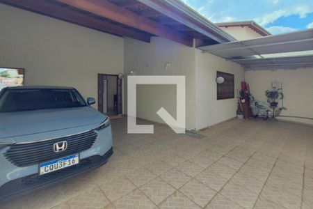 Casa à venda com 600m², 5 quartos e 5 vagasQuintal - Garagem