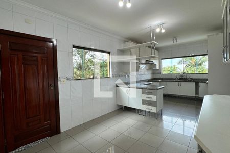 Casa de condomínio para alugar com 480m², 4 quartos e 6 vagasCozinha
