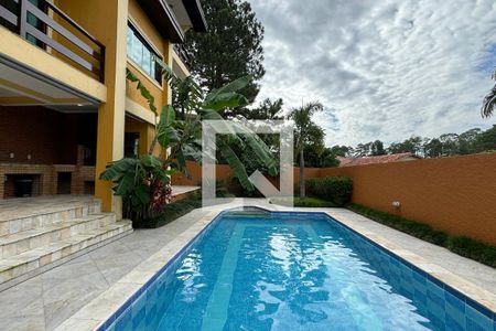 Casa de condomínio para alugar com 480m², 4 quartos e 6 vagasPiscina