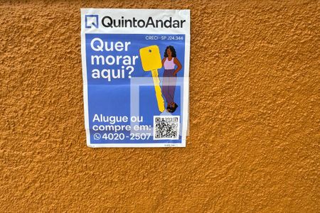 Casa de condomínio para alugar com 480m², 4 quartos e 6 vagasFachada