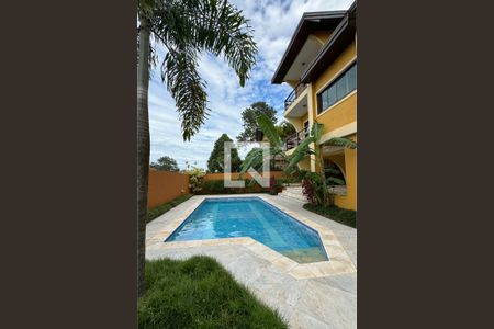 Casa de condomínio para alugar com 480m², 4 quartos e 6 vagasPiscina