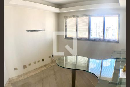 Apartamento à venda com 270m², 4 quartos e 4 vagasEscritório