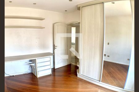 Apartamento à venda com 270m², 4 quartos e 4 vagasQuarto 3