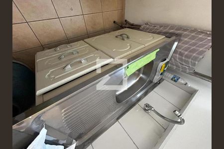 Casa à venda com 250m², 8 quartos e 2 vagasCozinha