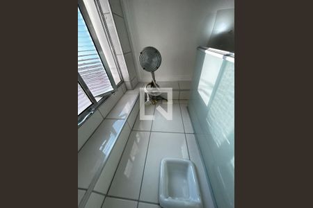 Casa à venda com 250m², 8 quartos e 2 vagasBanheiro 1 e 2