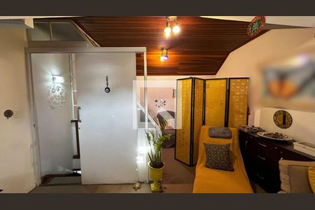 Casa à venda com 250m², 8 quartos e 2 vagasQuarto 8