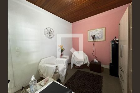 Casa à venda com 250m², 8 quartos e 2 vagasQuarto 5