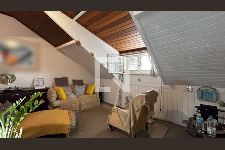 Casa à venda com 250m², 8 quartos e 2 vagasQuarto 8