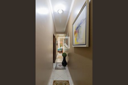 Casa para alugar com 280m², 4 quartos e 2 vagasCorredor