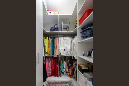 Casa para alugar com 280m², 4 quartos e 2 vagasCloset da Suíte 1
