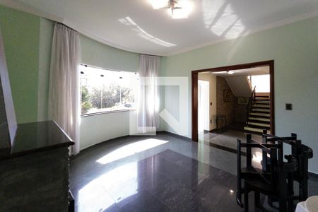 Sala de Lareira de casa de condomínio para alugar com 4 quartos, 307m² em Jardim Recanto, Valinhos