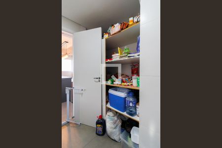 Apartamento à venda com 200m², 3 quartos e 3 vagas Apartamento à venda com 200m², 3 quartos e 3 vagasÁrea de Serviço