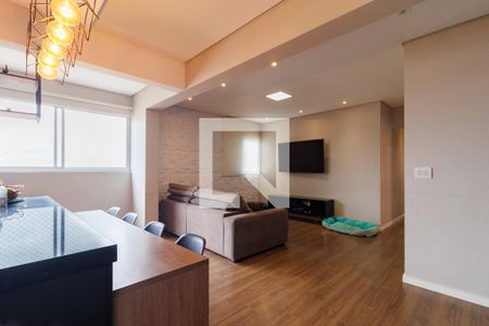 Apartamento à venda com 200m², 3 quartos e 3 vagas Apartamento à venda com 200m², 3 quartos e 3 vagasSala