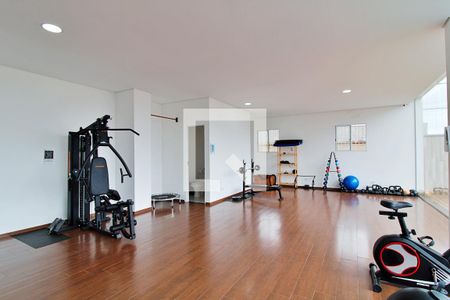 Apartamento à venda com 200m², 3 quartos e 3 vagas Apartamento à venda com 200m², 3 quartos e 3 vagasÁrea comum - Academia