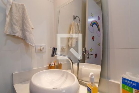 Apartamento à venda com 200m², 3 quartos e 3 vagas Apartamento à venda com 200m², 3 quartos e 3 vagasBanheiro da Suíte 3