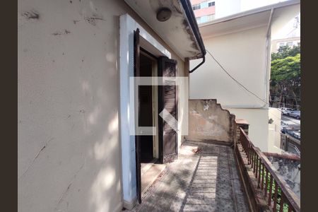 Casa para alugar com 285m², 3 quartos e 2 vagasQuarto 1 varanda