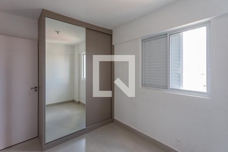 Quarto 3 de apartamento para alugar com 3 quartos, 70m² em Ipiranga, Belo Horizonte