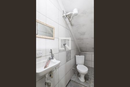 Banheiro da suíte de casa para alugar com 2 quartos, 0m² em Paulicéia, São Bernardo do Campo