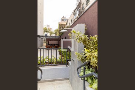 Studio à venda com 30m², 1 quarto e 1 vagaPiscina - Ducha