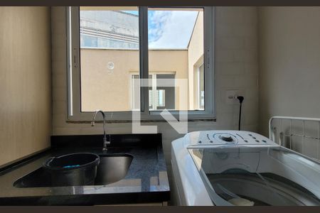 Apartamento à venda com 98m², 2 quartos e 1 vaga Apartamento à venda com 98m², 2 quartos e 1 vagaLavanderia