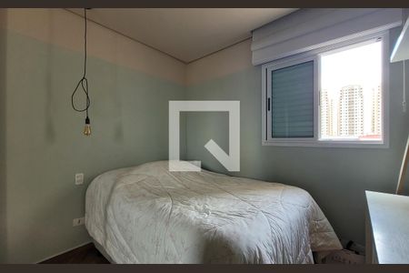 Quarto de apartamento à venda com 2 quartos, 98m² em Vila Pinheirinho, Santo André