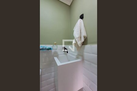 Apartamento à venda com 98m², 2 quartos e 1 vaga Apartamento à venda com 98m², 2 quartos e 1 vagaBanheiro