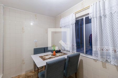 Casa à venda com 213m², 3 quartos e 2 vagas Casa à venda com 213m², 3 quartos e 2 vagasSala de jantar