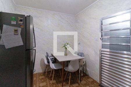 Casa à venda com 213m², 3 quartos e 2 vagas Casa à venda com 213m², 3 quartos e 2 vagasCozinha