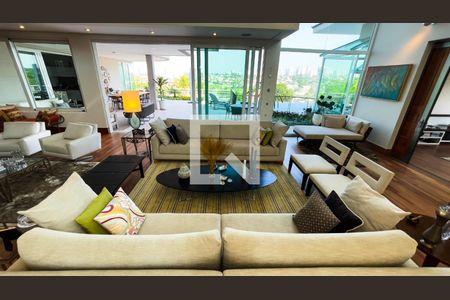 Casa de condomínio à venda com 1430m², 4 quartos e 8 vagas